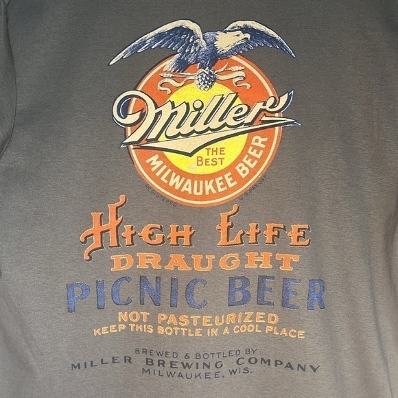 MILLER BREWING COMPANY VINTAGE GRAPHIC T-SHIRT ✨✨✨ - Picture 4 of 4